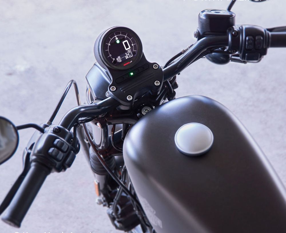 DL-04HD Multifunction Display for Harley-Davidson® XL-883 2014+, XL-1200 2014+, Softail 2011+, Dyna 2012+