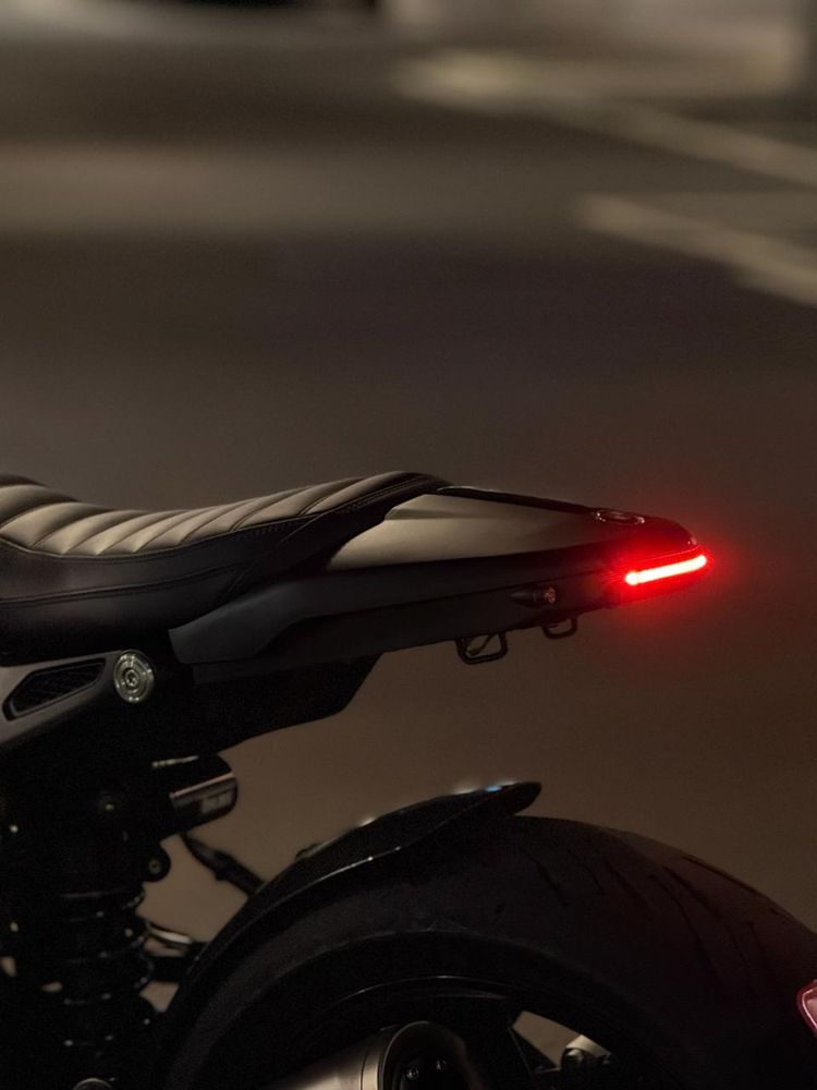 KOSO LED tail light GT-06 (red glass) E-tested