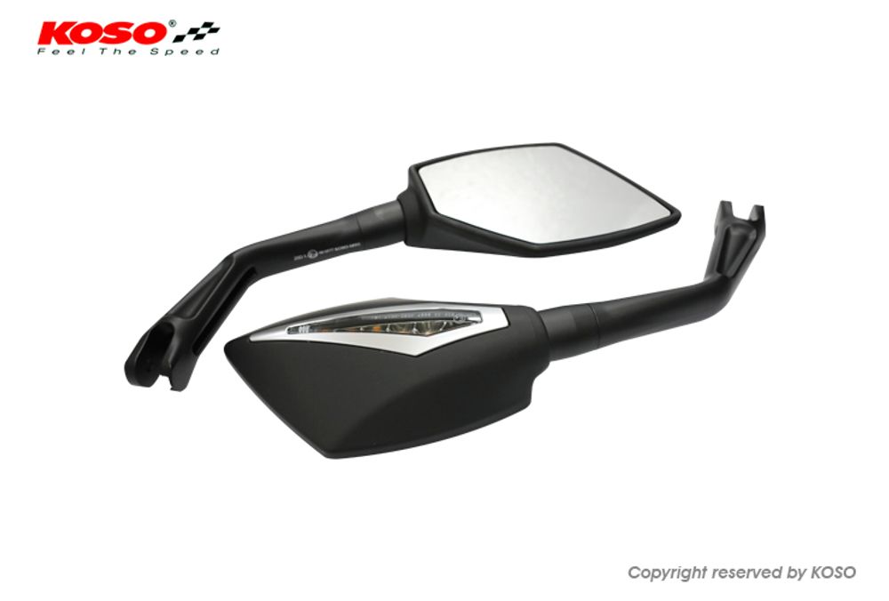 BLADE style mirror (right side) with integrated running light indicator 